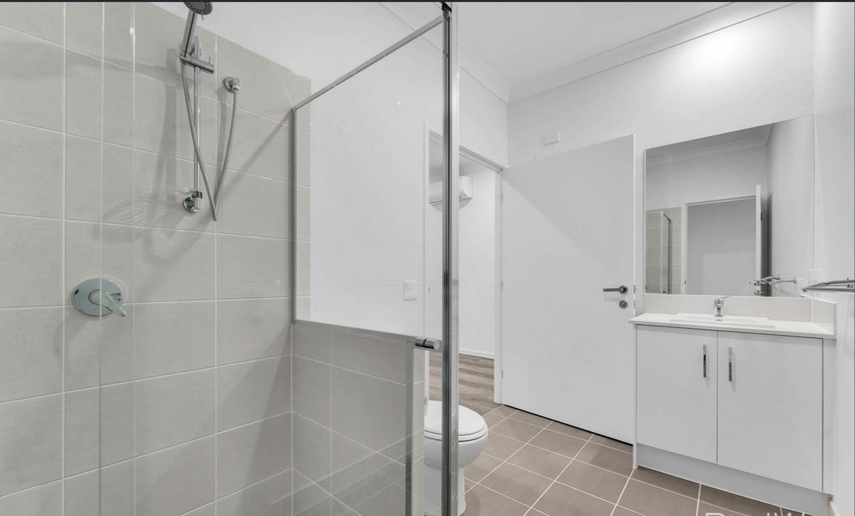 A Rare fully accessible, SDA Opportunity in a Prime Location! — Home image 4