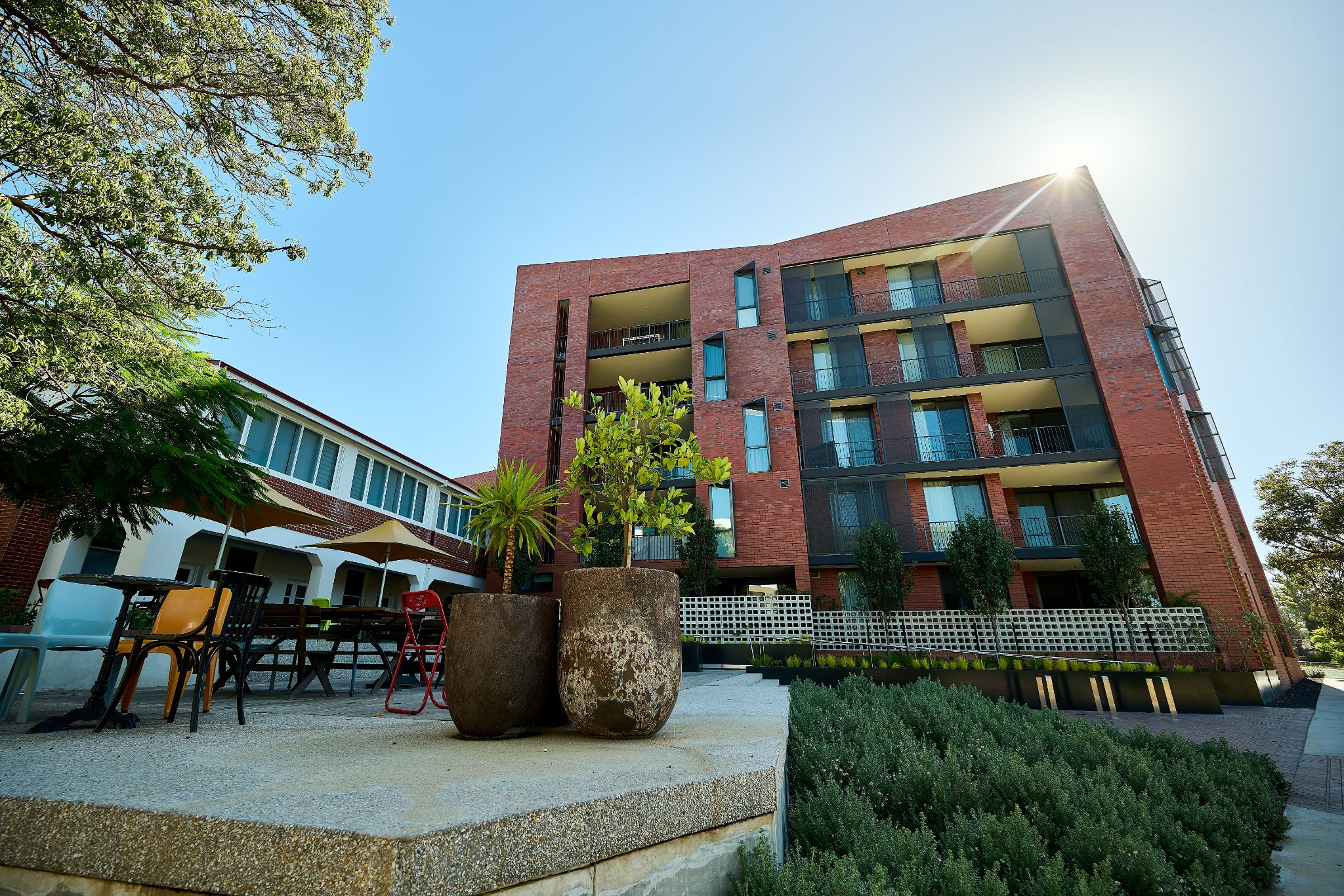 Victoria House Apartments — Home image 9