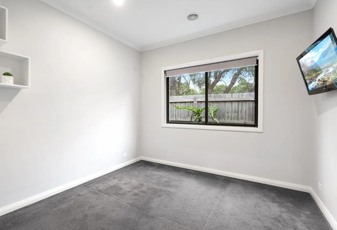 Community Connection in Our Lilydale SIL Home — Home image 4