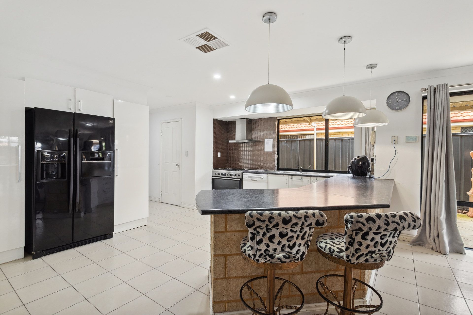 SIL Residence - Rockingham — Home image 8