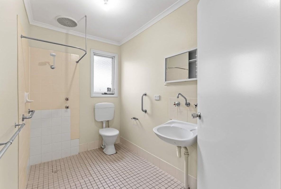 Accessible unit in quiet Huntfield Heights — Home image 4