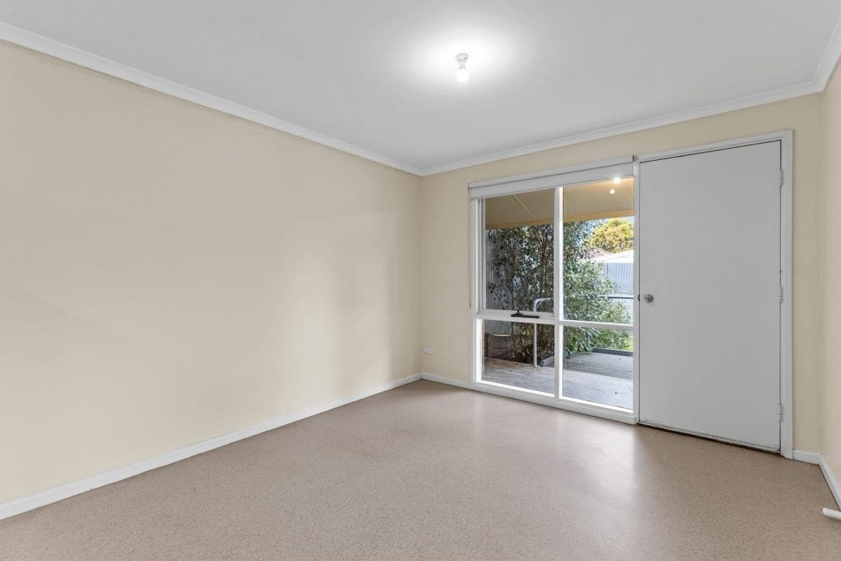 Accessible unit in quiet Huntfield Heights — Home image 3