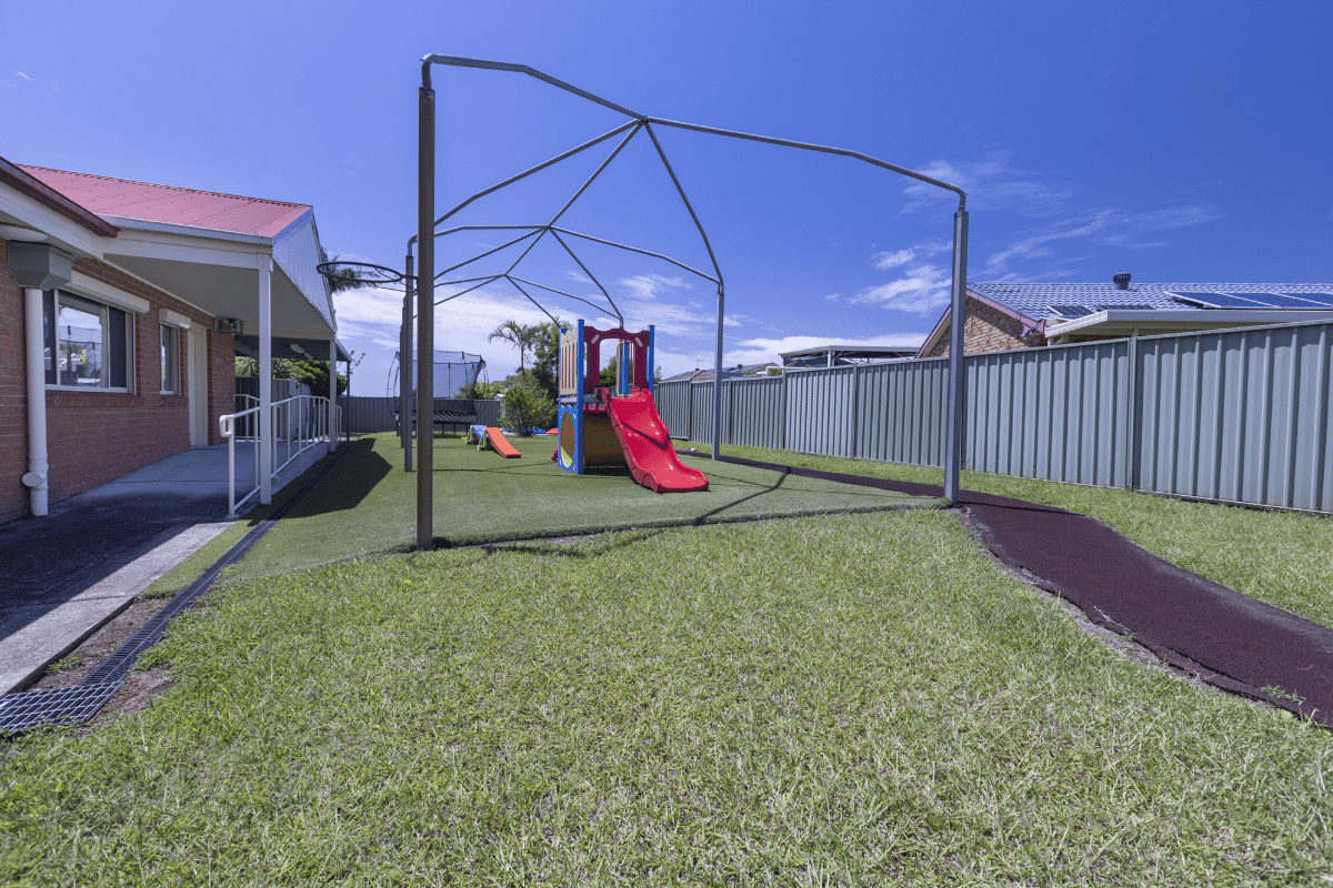STA & MTA Horsley - Enjoy this bright and spacious home for a getaway/respite. — Home image 14