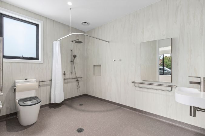 SDA Located in Opportunistic Essendon location — Home image 5