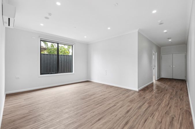 SDA Located in Opportunistic Essendon location — Home image 8