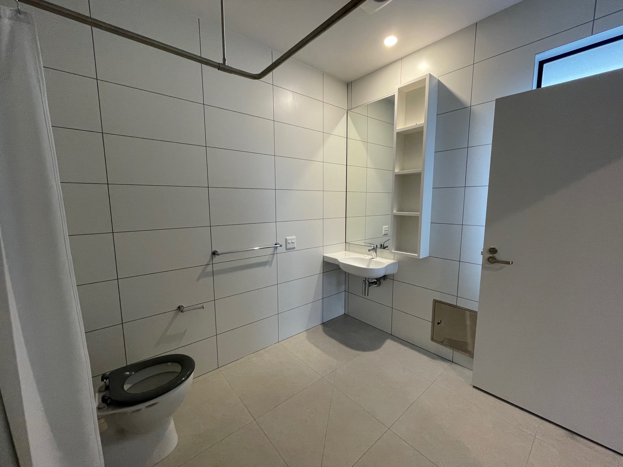 Ardeer – Modern, Fully Accessible Three-Bedroom Villa with Private Ensuites — Home image 5