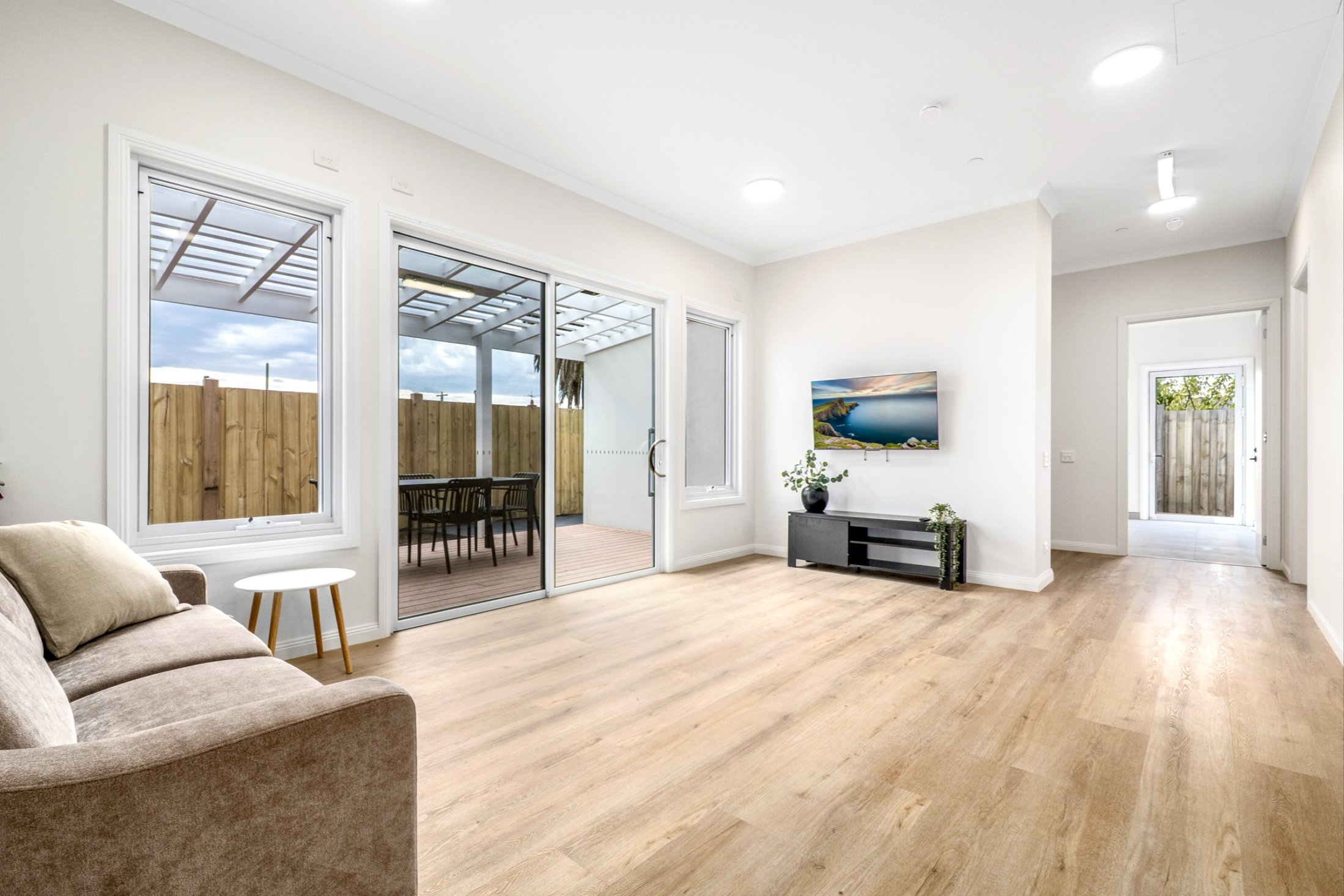 Lovely Family Home in Belmont — Home image 2
