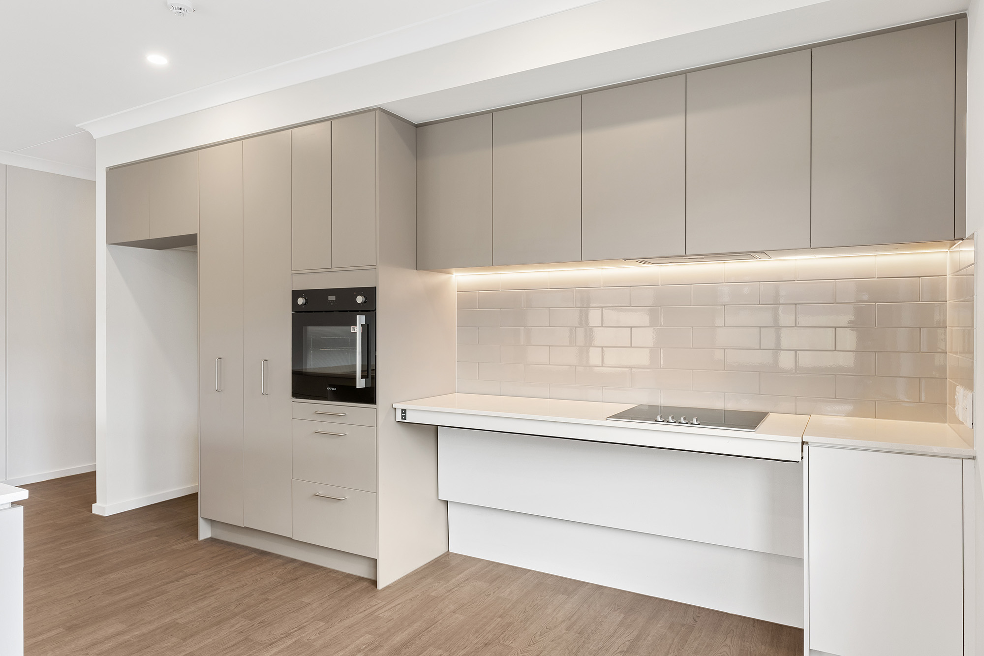 2 Bed/2 Bath(+OOA) High Physical Support House just minutes from Chelsea beach! — Home image 7