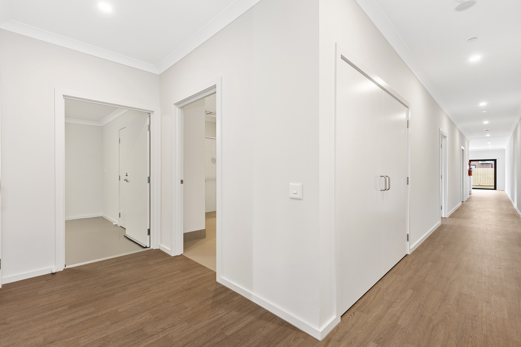 2 Bed/2 Bath(+OOA) High Physical Support House just minutes from Chelsea beach! — Home image 10