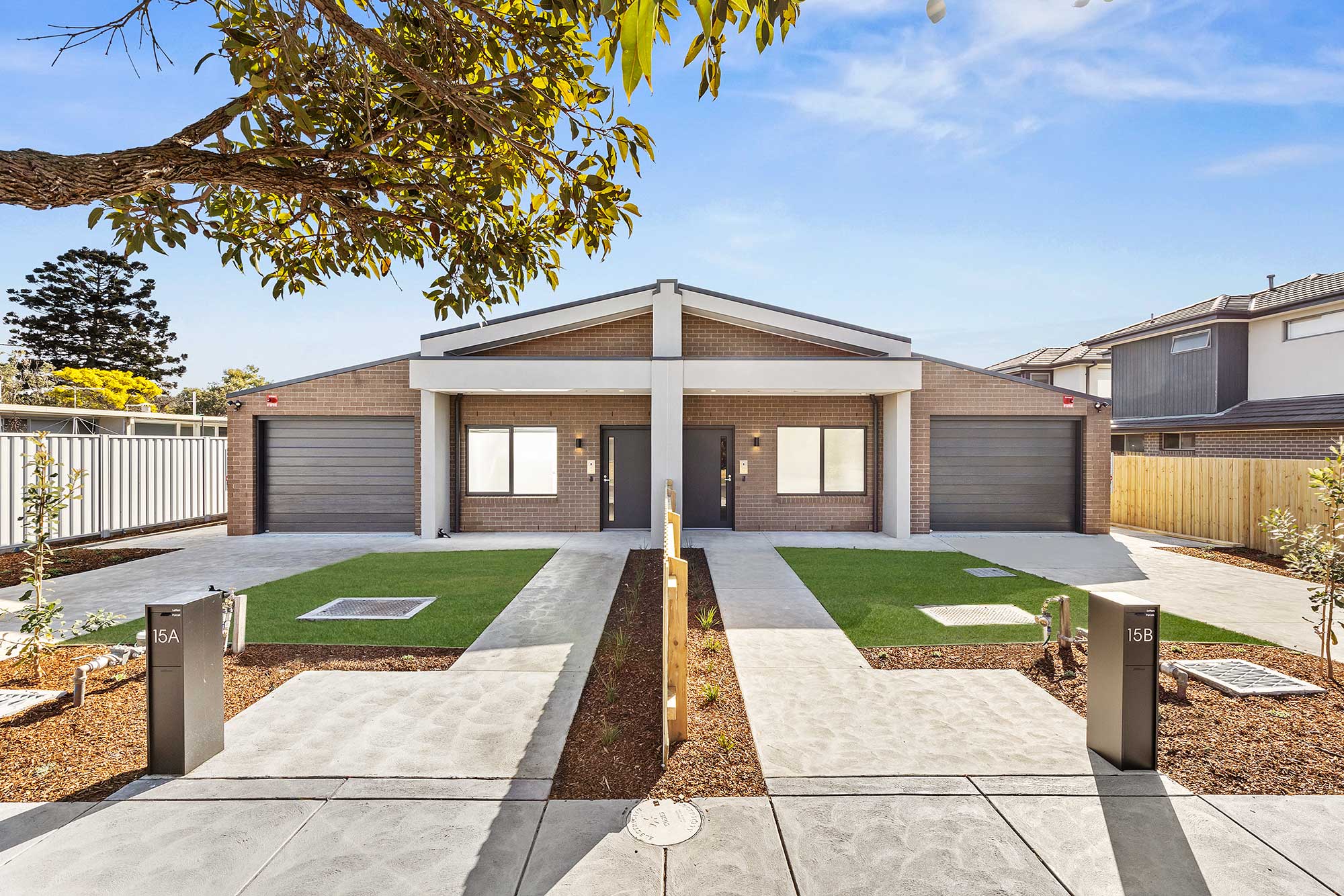 2 Bed/2 Bath(+OOA) High Physical Support House just minutes from Chelsea beach! — Home image 2
