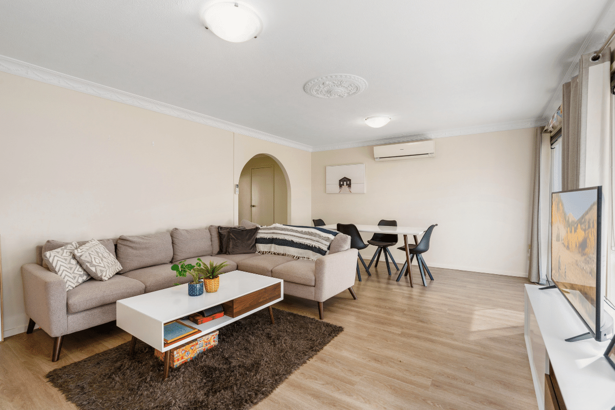 Enjoy living in a quiet residential area close to Broadwater’s amenities. — Home image 2