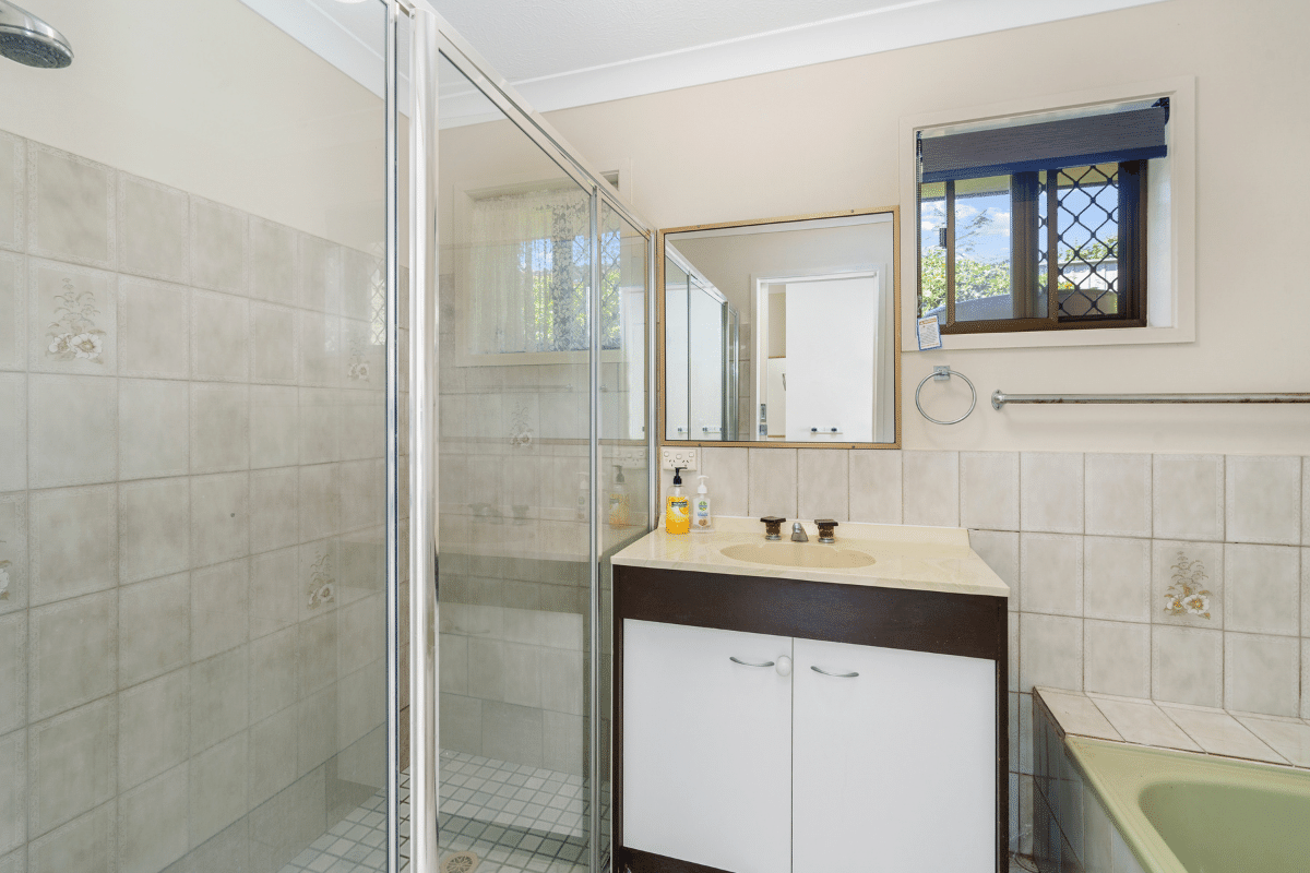 Enjoy living in a quiet residential area close to Broadwater’s amenities. — Home image 4