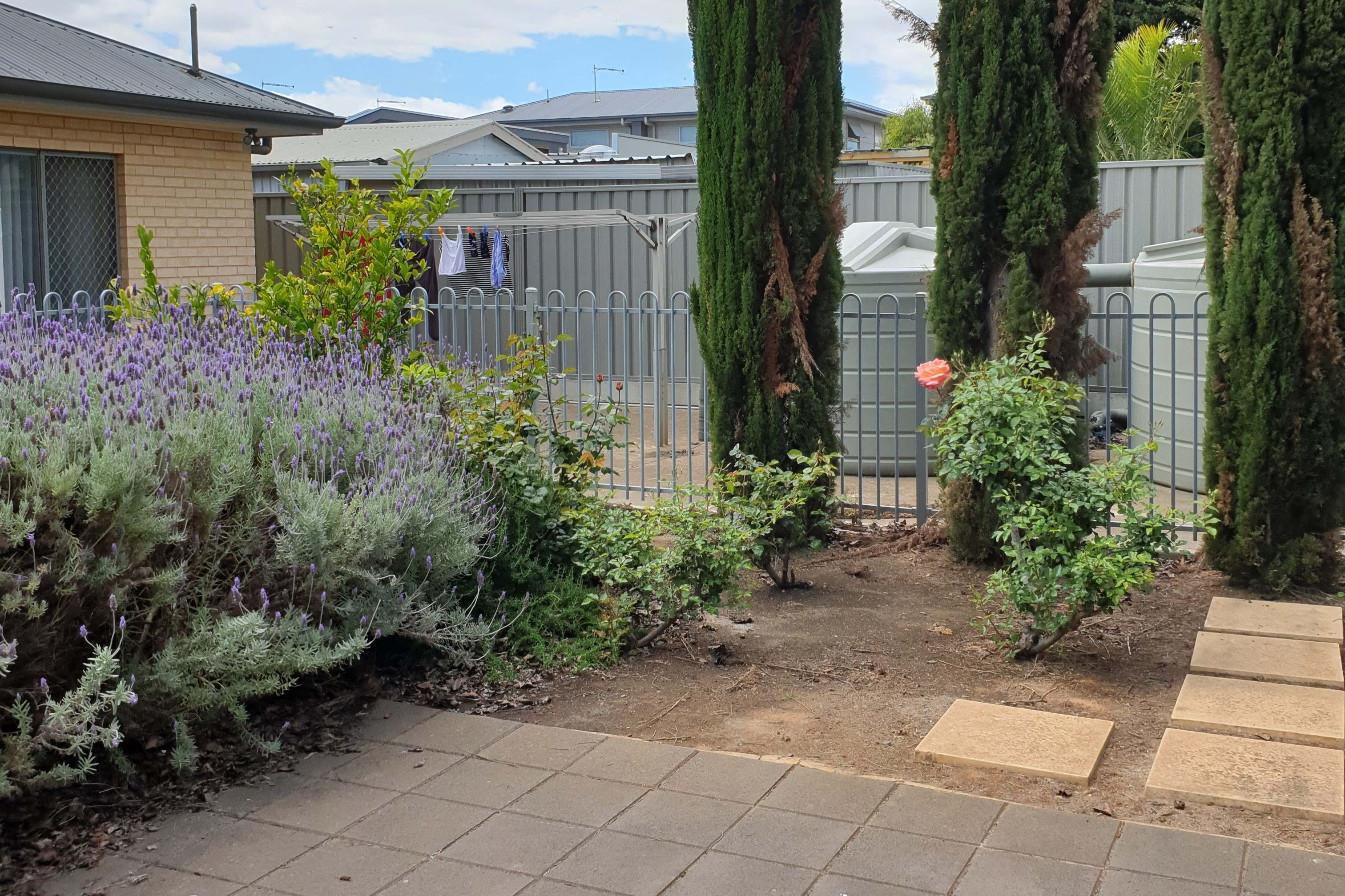 Findon - one bedroom available - shared accommodation - High Physical Support — Home image 10