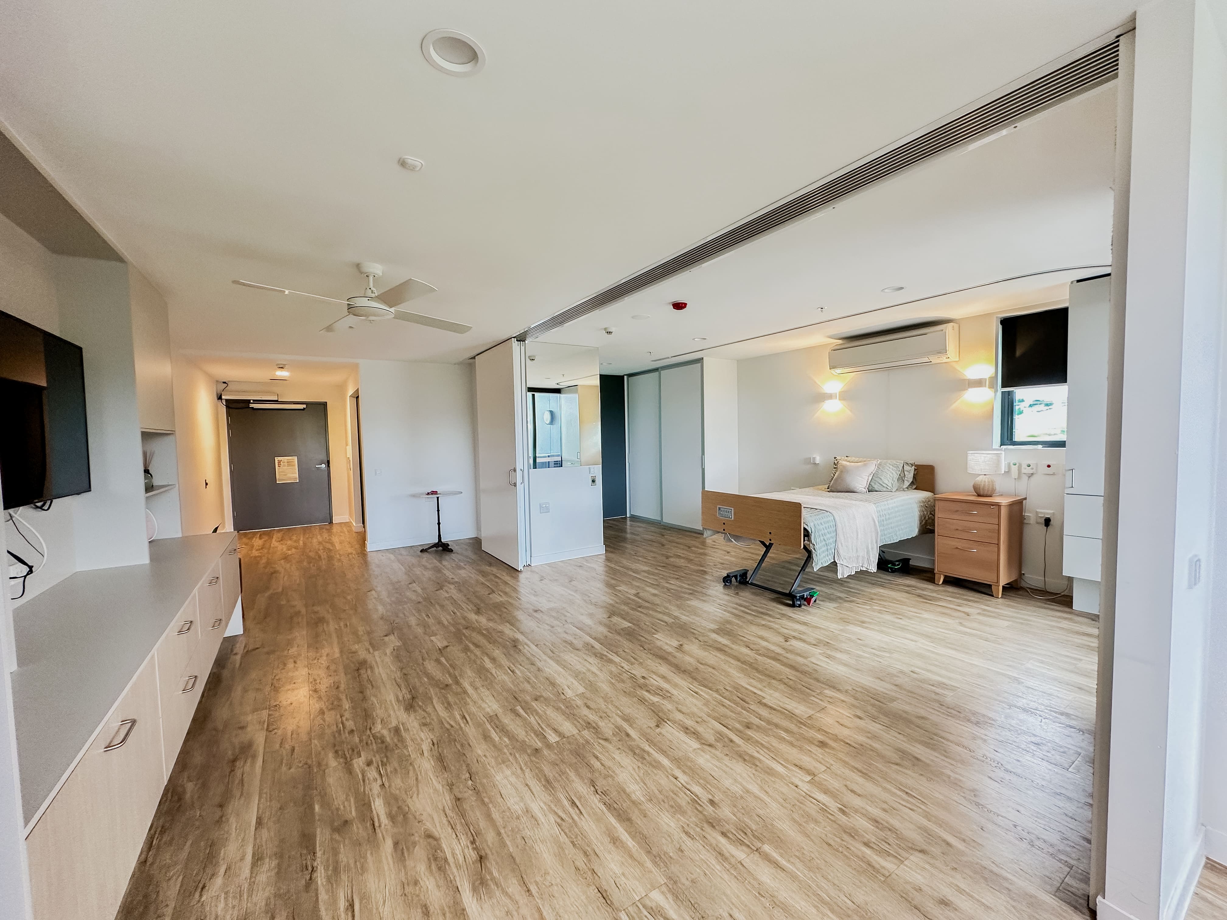 1 Bedroom Apartments, Springfield Central — Home image 2
