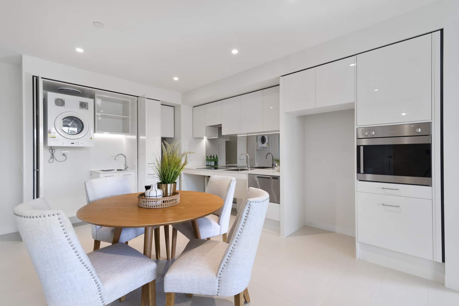 Palm Beach – 1328 Gold Coast Hwy — Home image 8
