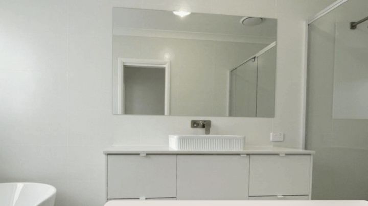 Modern SIL in Gobbagombalin, Wagga Wagga — Home image 3
