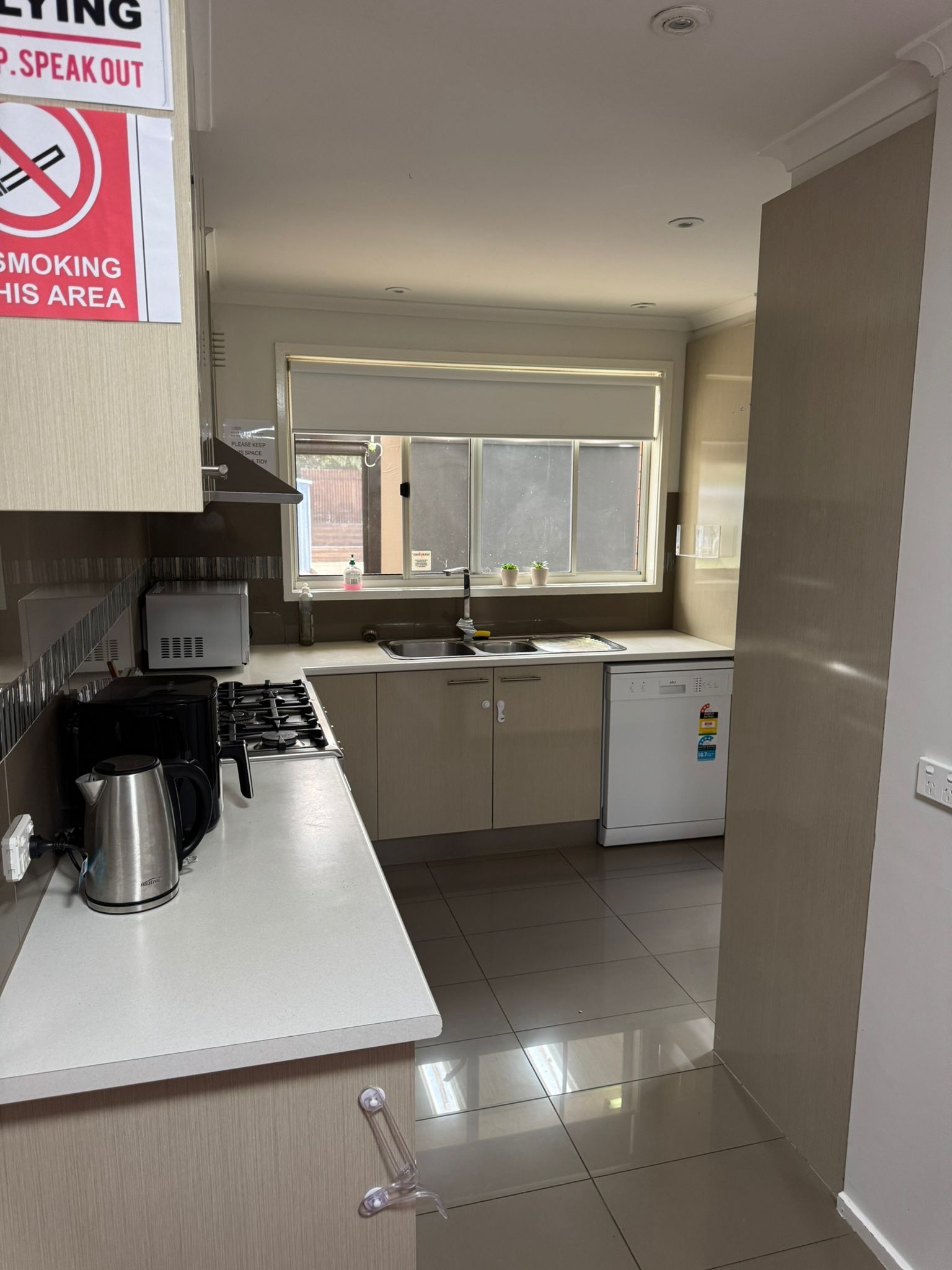 SIL/STA/MTA Quaint house in Hoppers Crossing — Home image 5