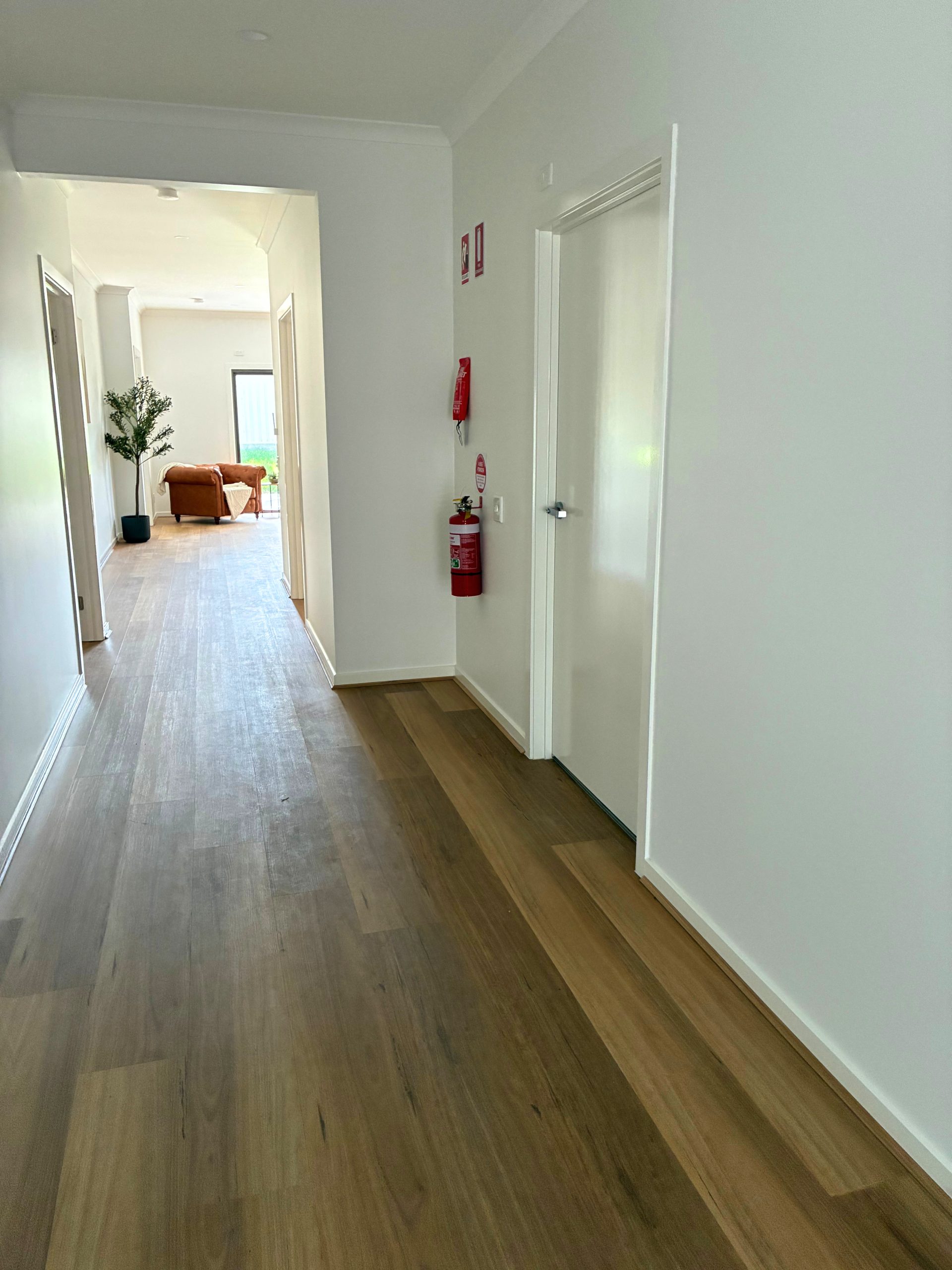 SHORING, DIGGERS REST, VIC - HPS — Home image 2