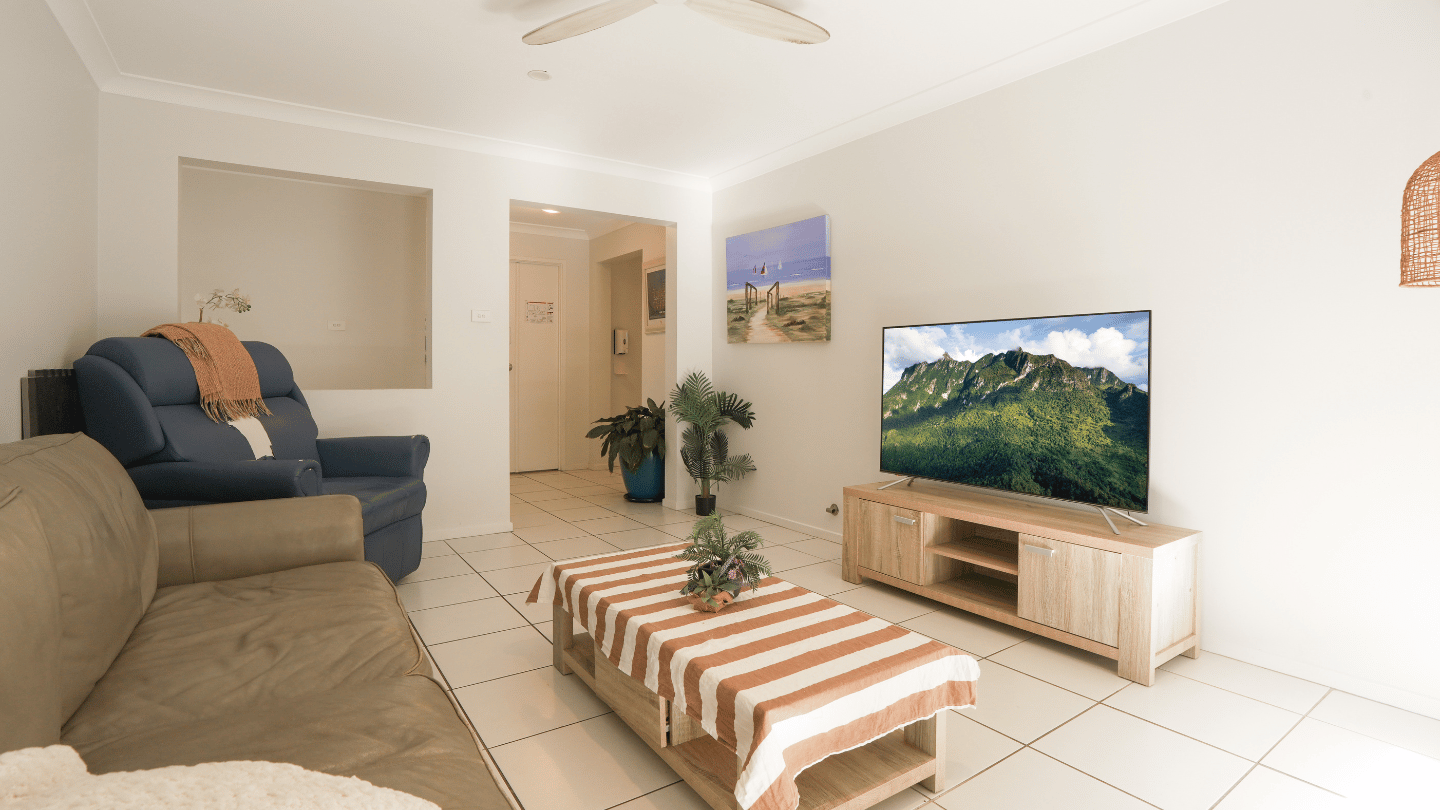 Wadalba 3 | SIL Home — Home image 2