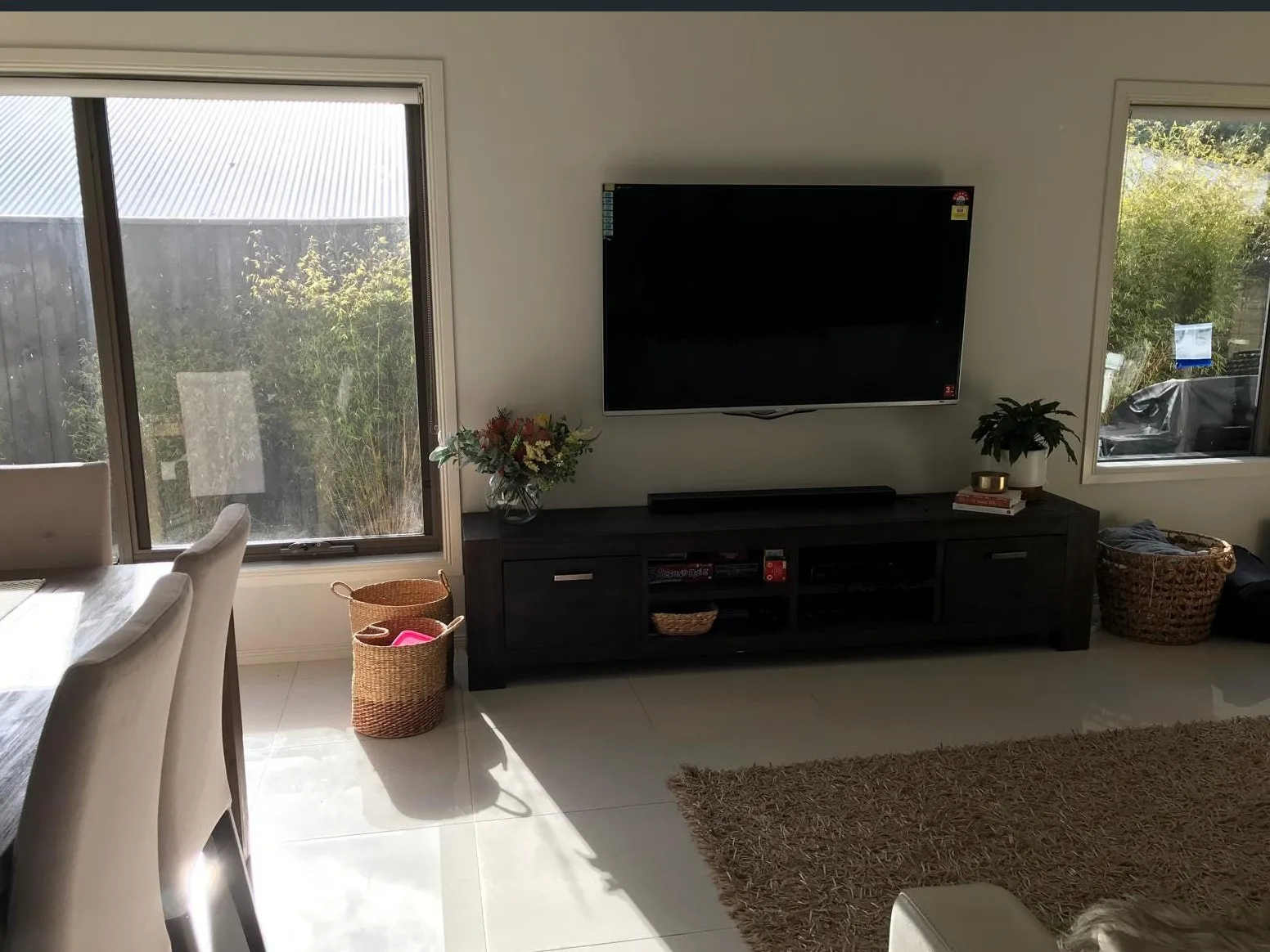 Beautiful and Accessible SIL Home in Chirnside Park — Home image 5