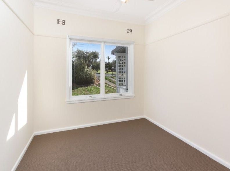 SIL Home in Blacktown — Home image 8