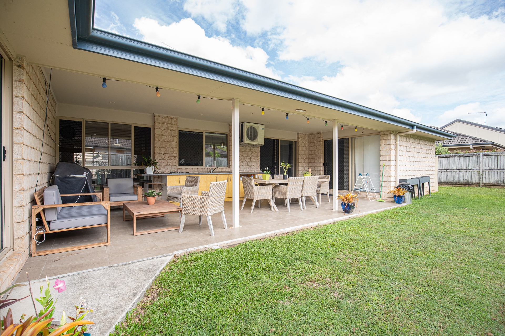 Modern SIL home in Caboolture with open-plan living and outdoor entertainment — Home image 10