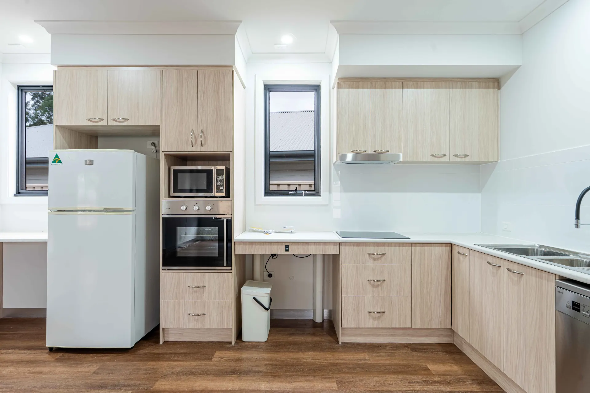 Johnston Road — Home image 4
