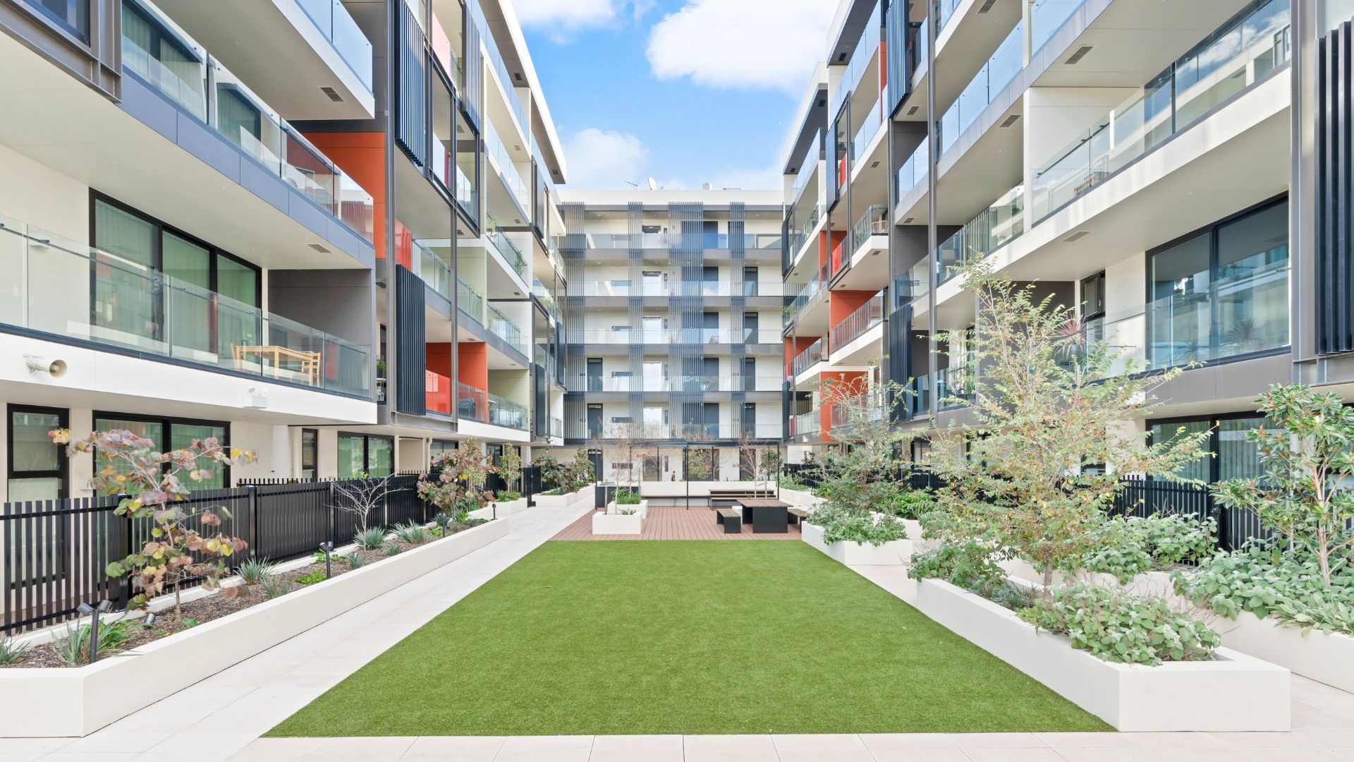 Norwood Green, Norwood — Home image 17