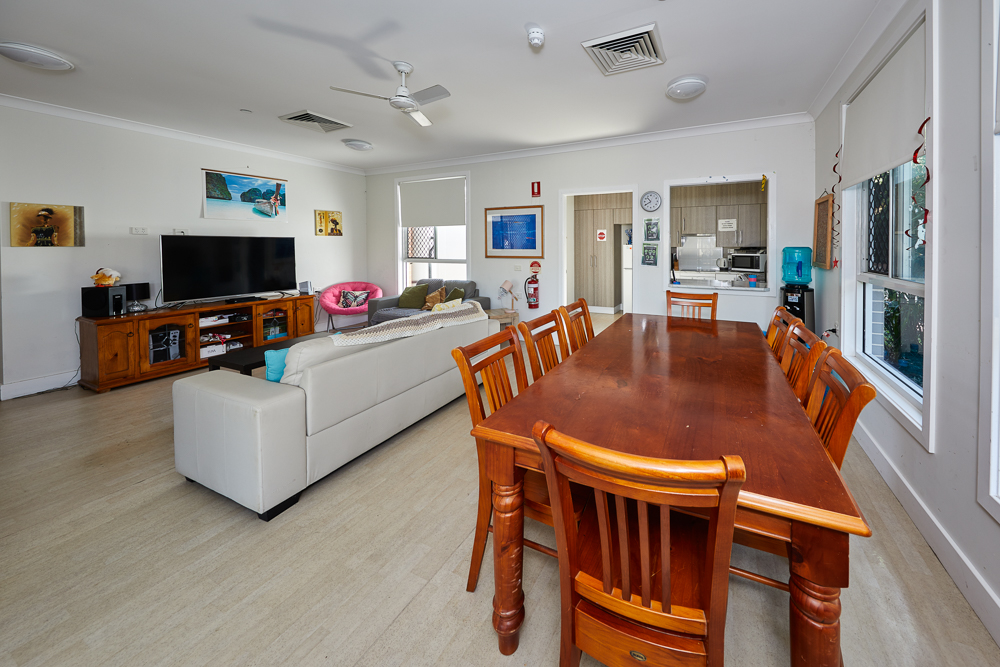 Taree — Home image 2