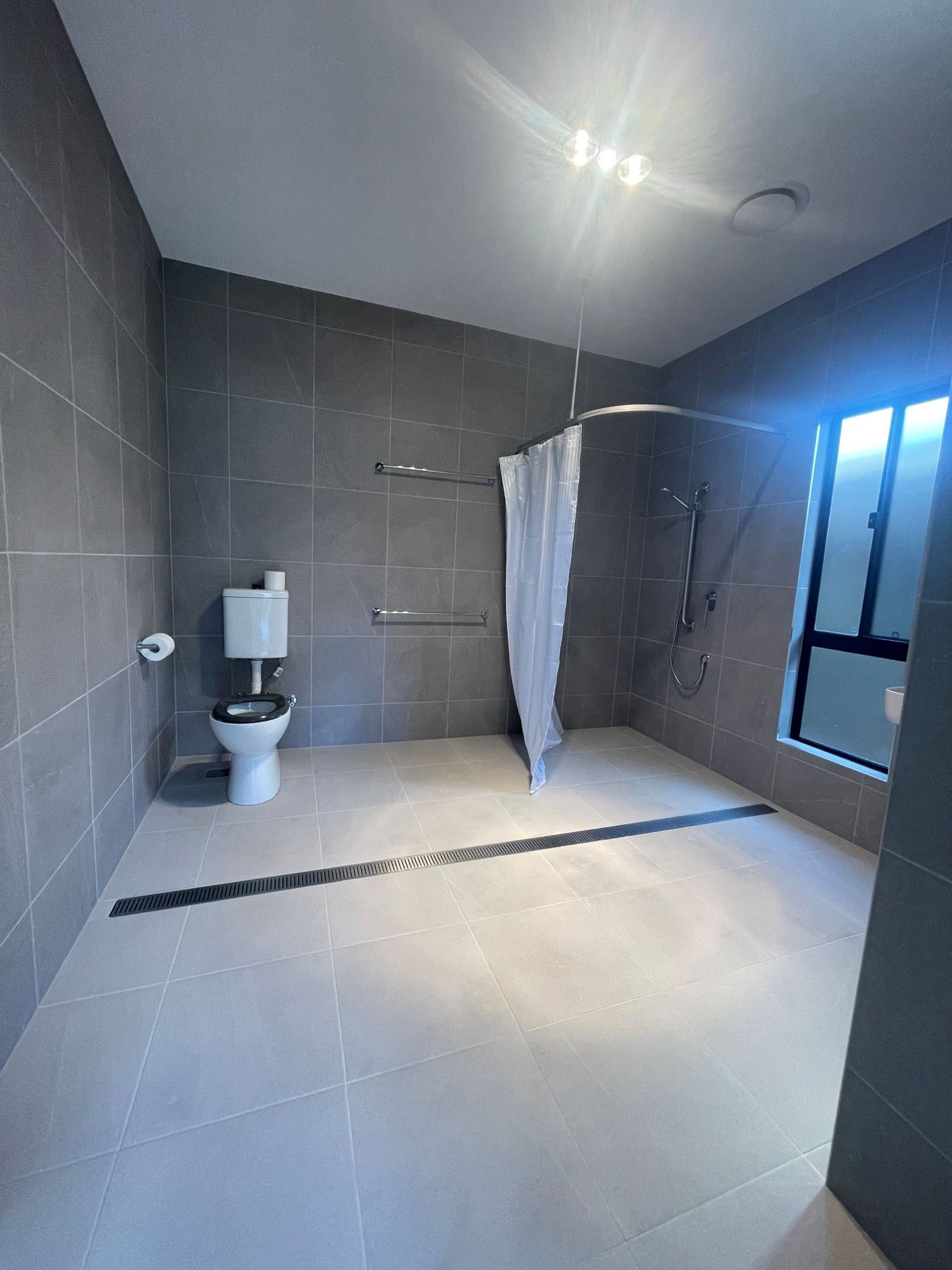 3 Bedroom home with OOA in Heathwood, Queensland — Home image 2