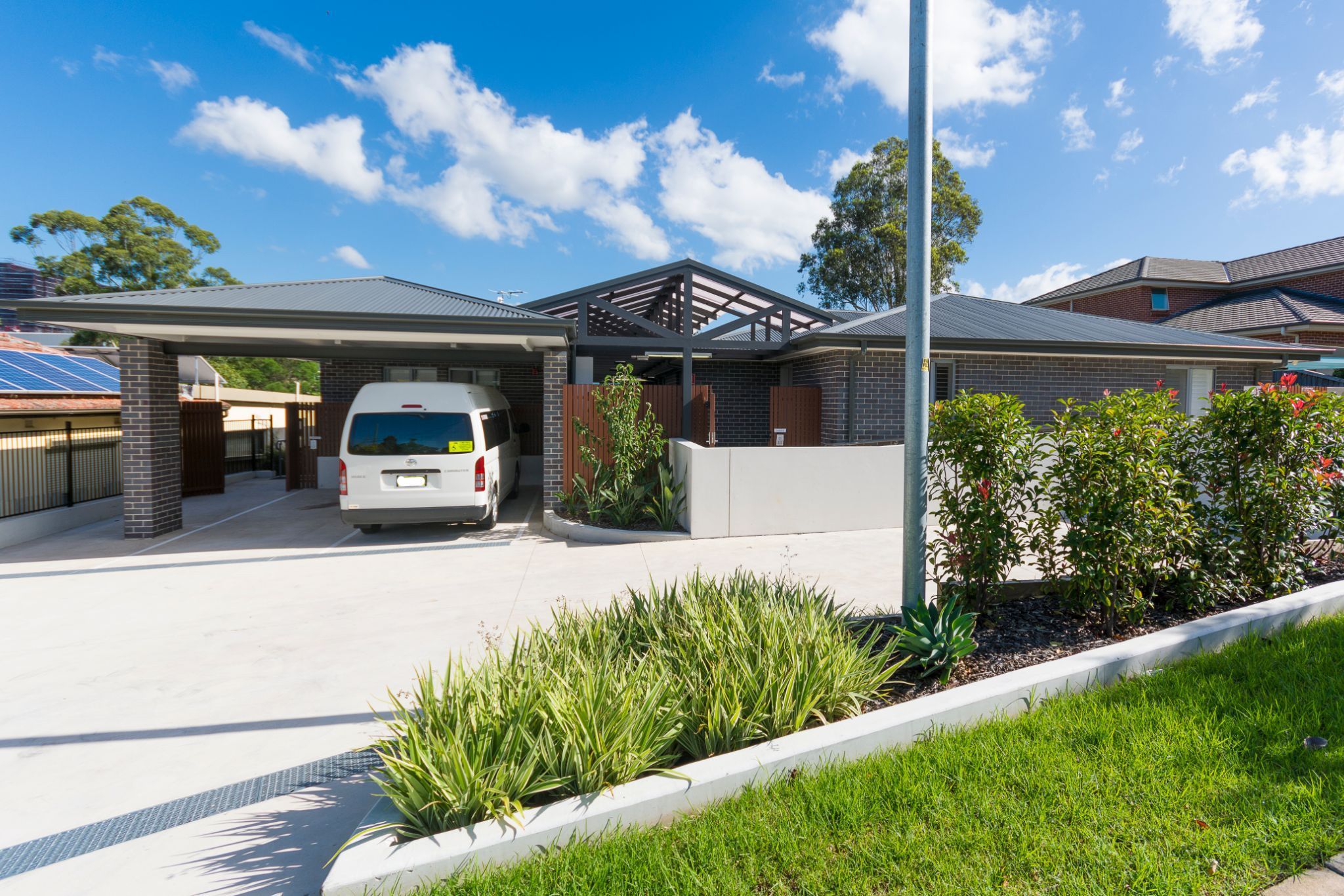 Modern home in Ryde — Home image 7