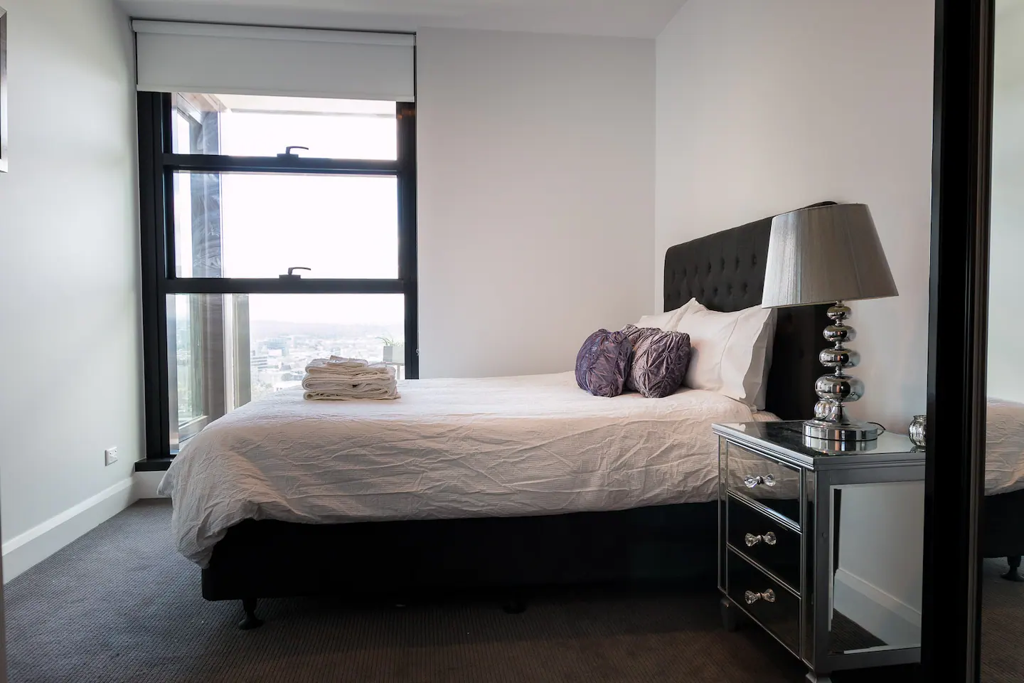 Accessible Accommodation in Melbourne CBD - Available now for MTA/STA — Home image 5