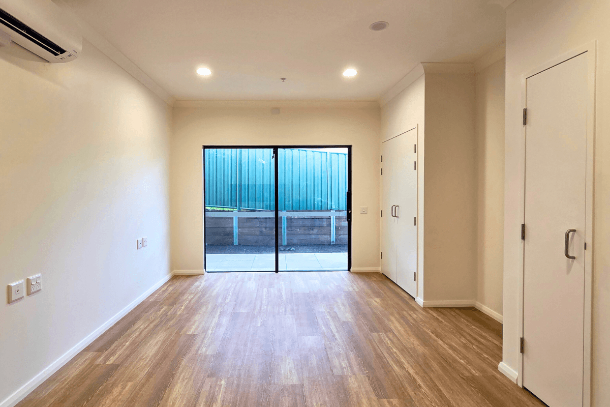 Five private villas available now in Mayfield — Home image 3