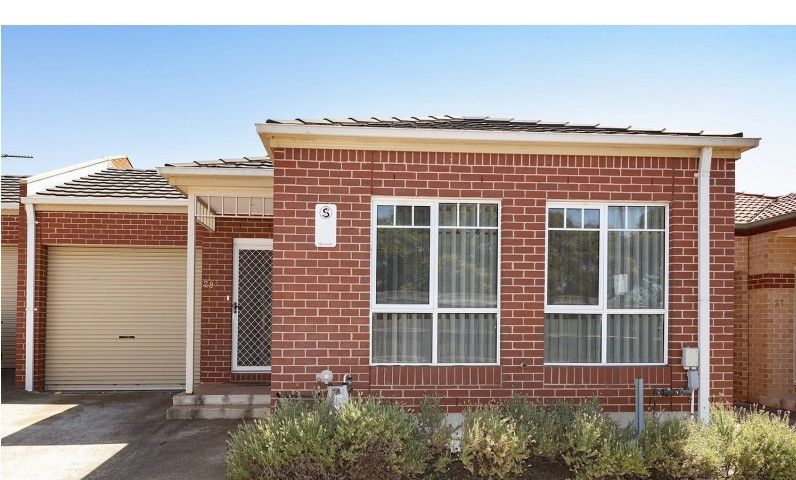 Fresh, Modern, Large Villa in the Heart of Melton — Home image 5