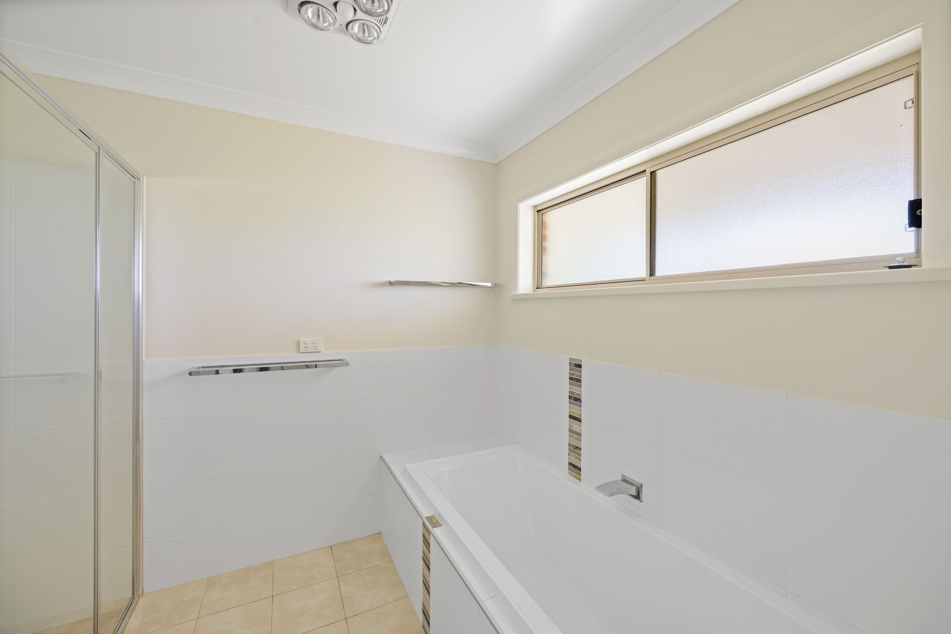 Large Home close to Mudgee CBD and Shops — Home image 2