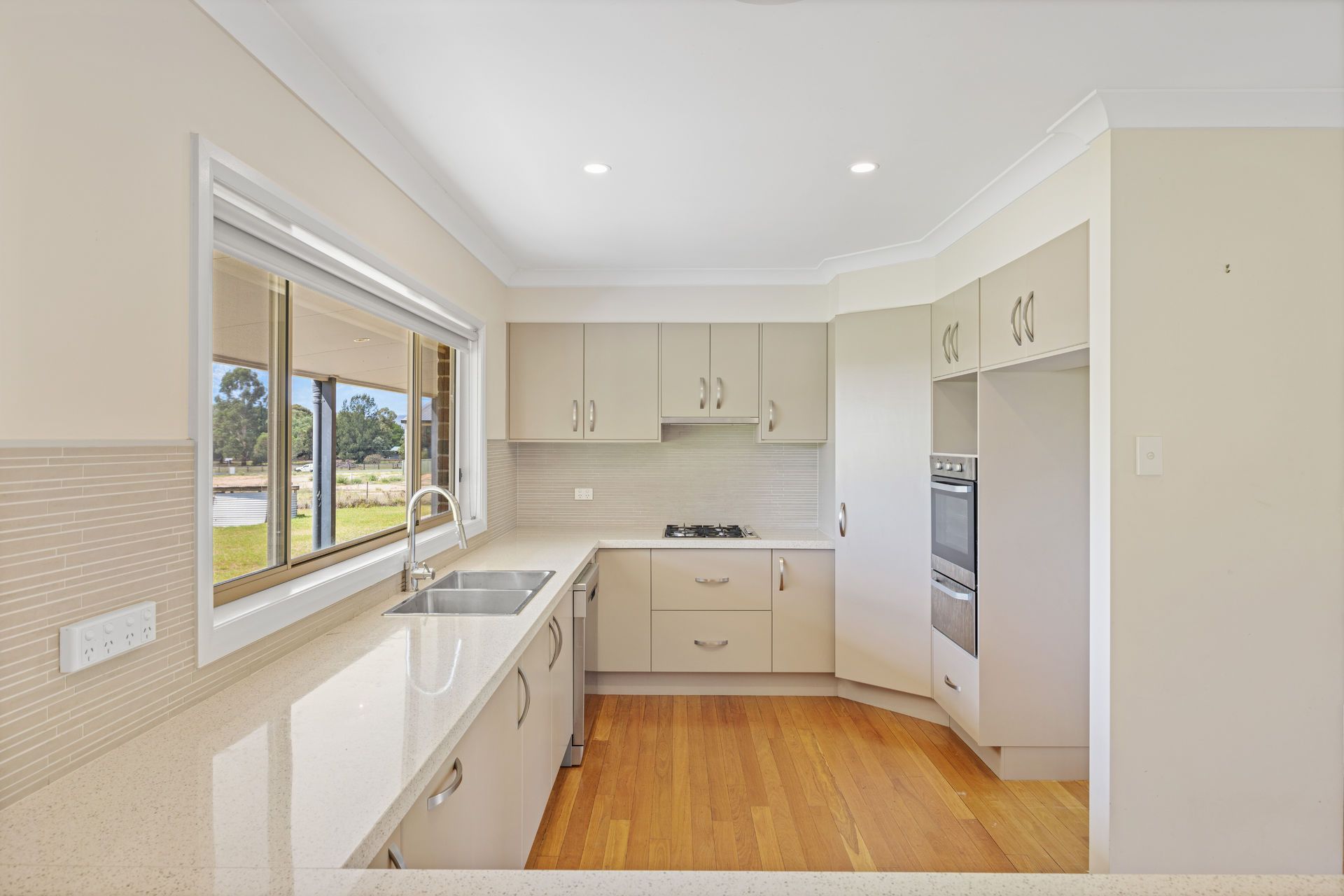 Large Home close to Mudgee CBD and Shops — Home image 4