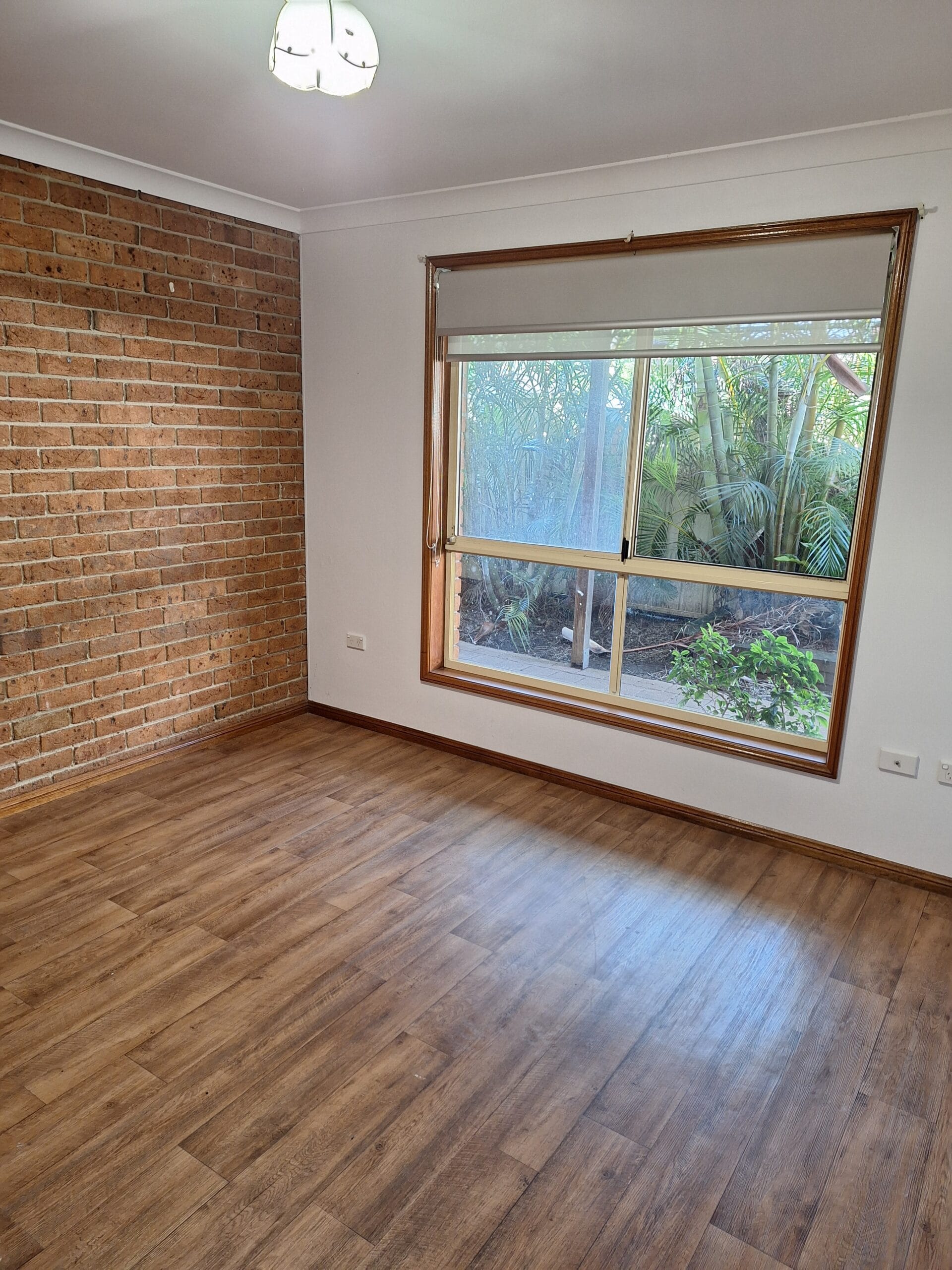Enjoy living in a quiet residential area, close to Albion Park Rail community — Home image 7