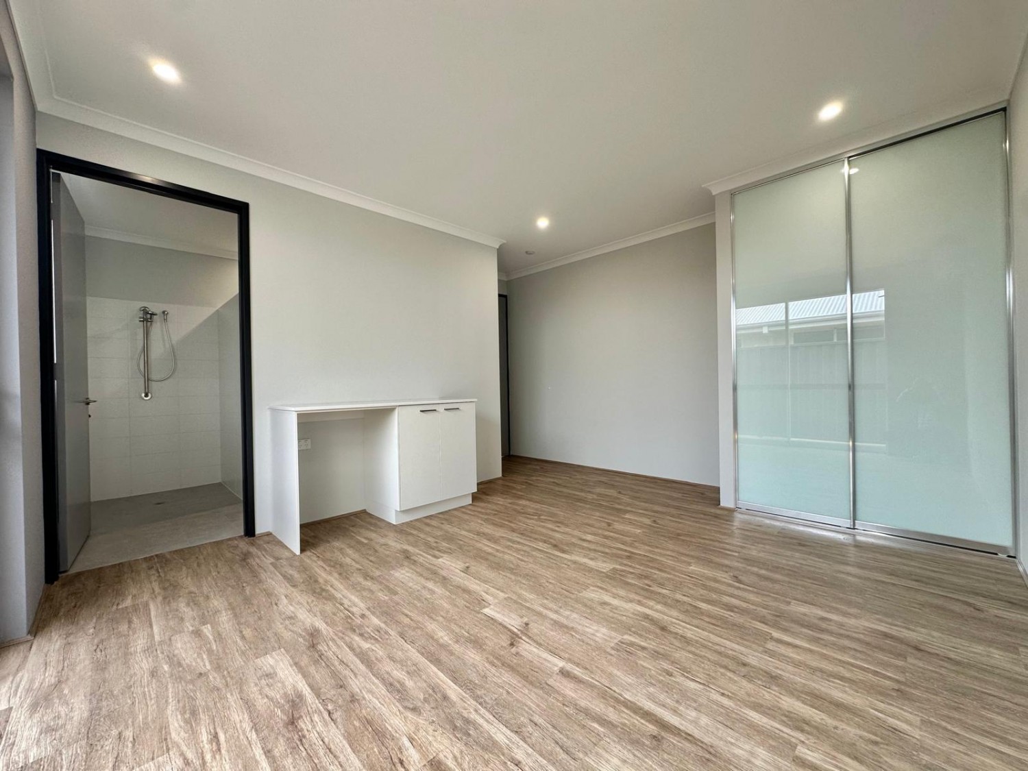 Wheelchair-Friendly & Brand New Property — Home image 8