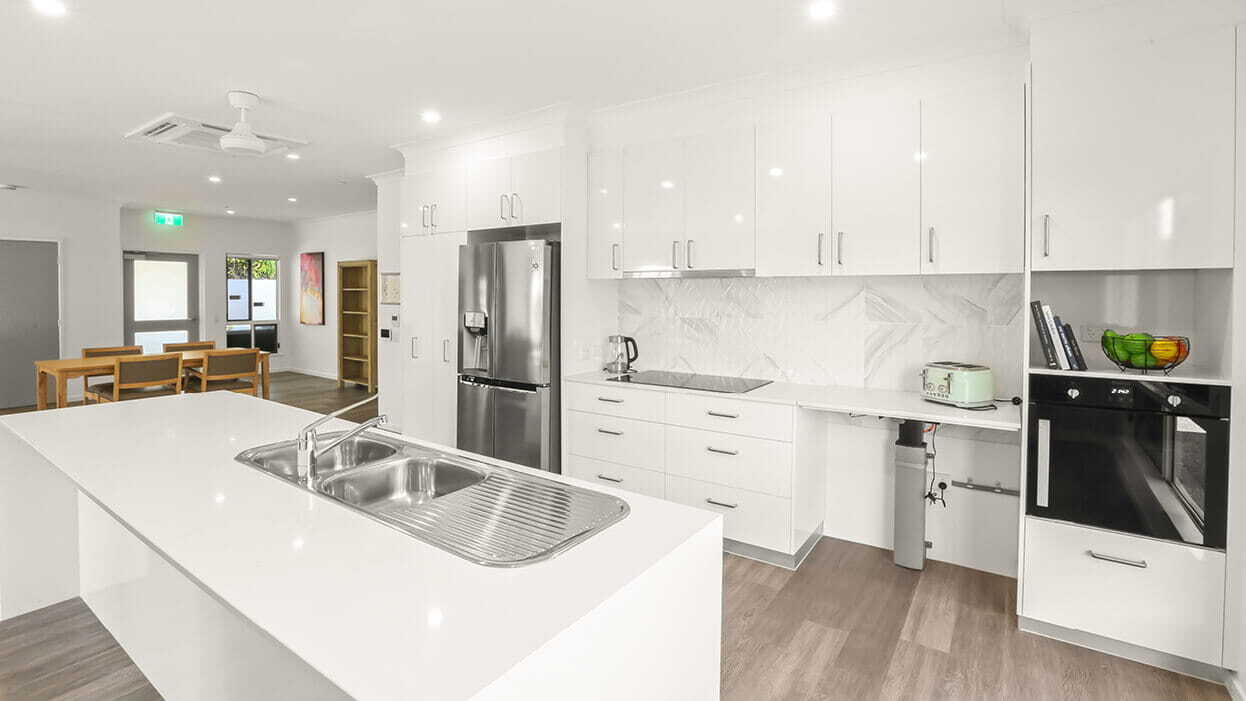 Discover Modern Living in White Rock, Cairns — Home image 10