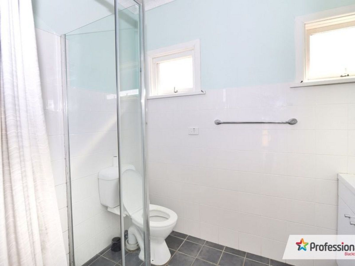 Blacktown House — Home image 7