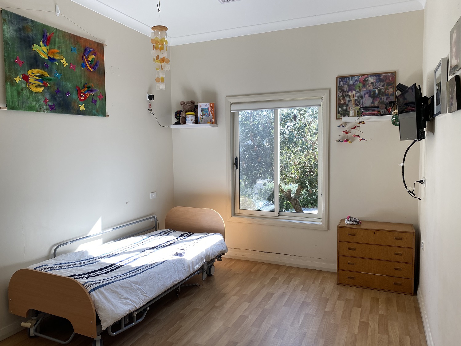 Elanora Heights – modern, shared 5-bedroom home — Home image 7