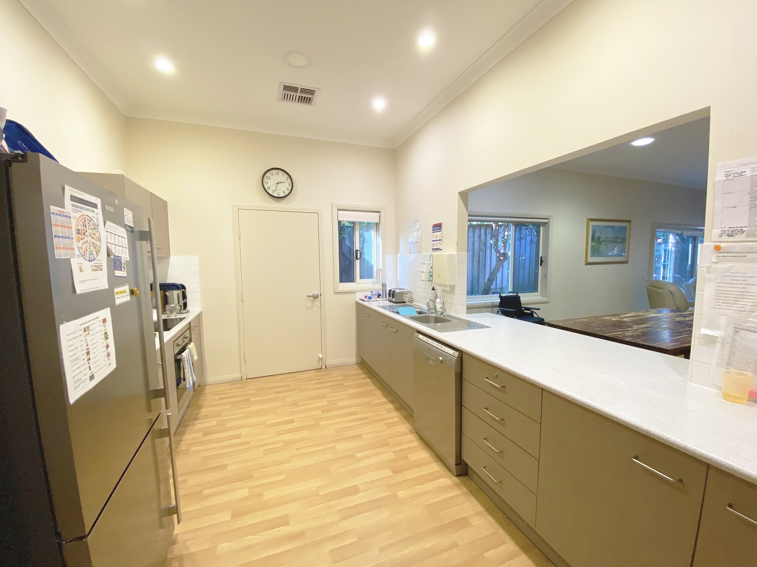 Elanora Heights – modern, shared 5-bedroom home — Home image 10