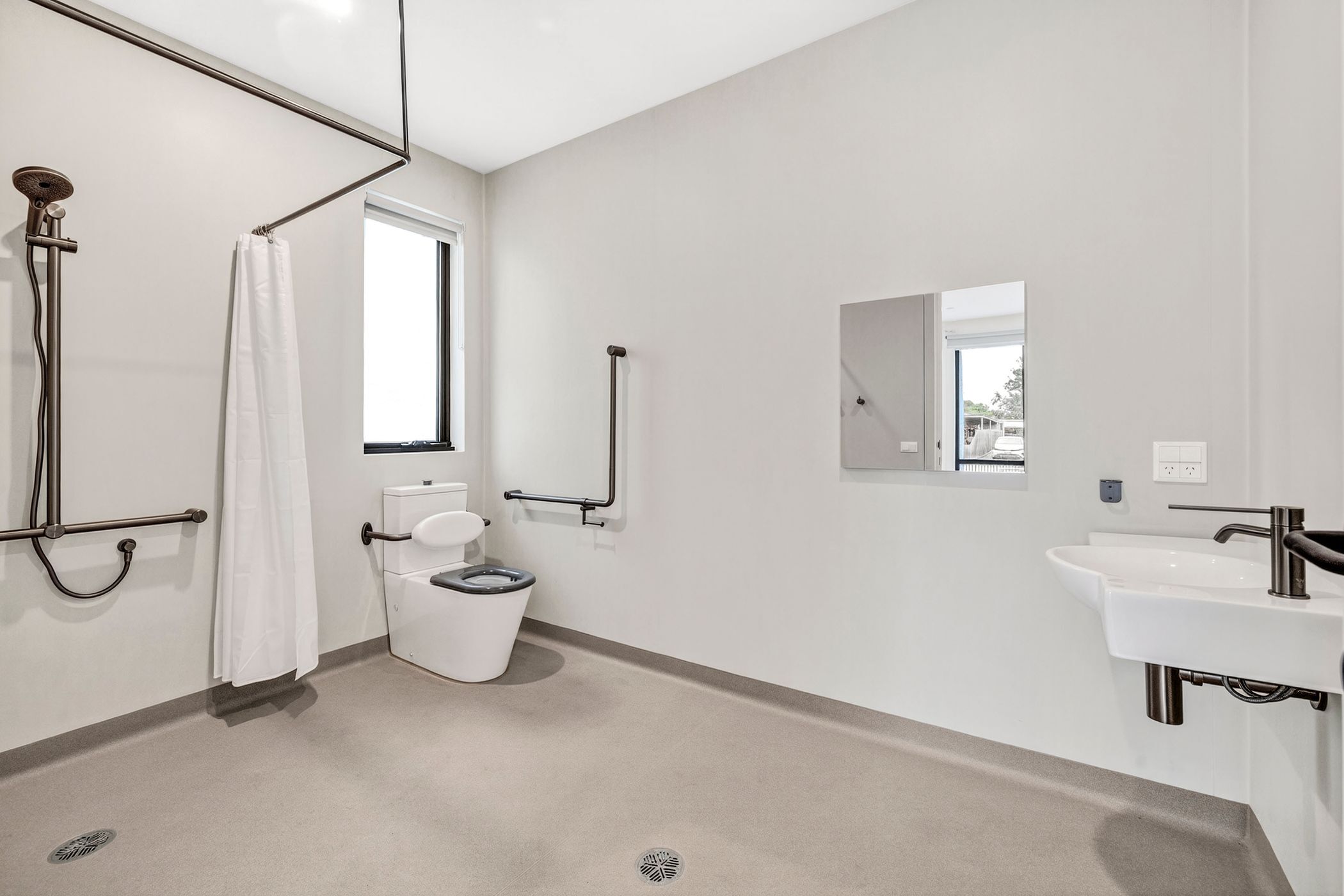 Supported Independent Living in Hadfield — Home image 4