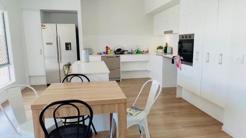 3 Bedroom home with OOA in Bundamba, Queensland — Home image 2