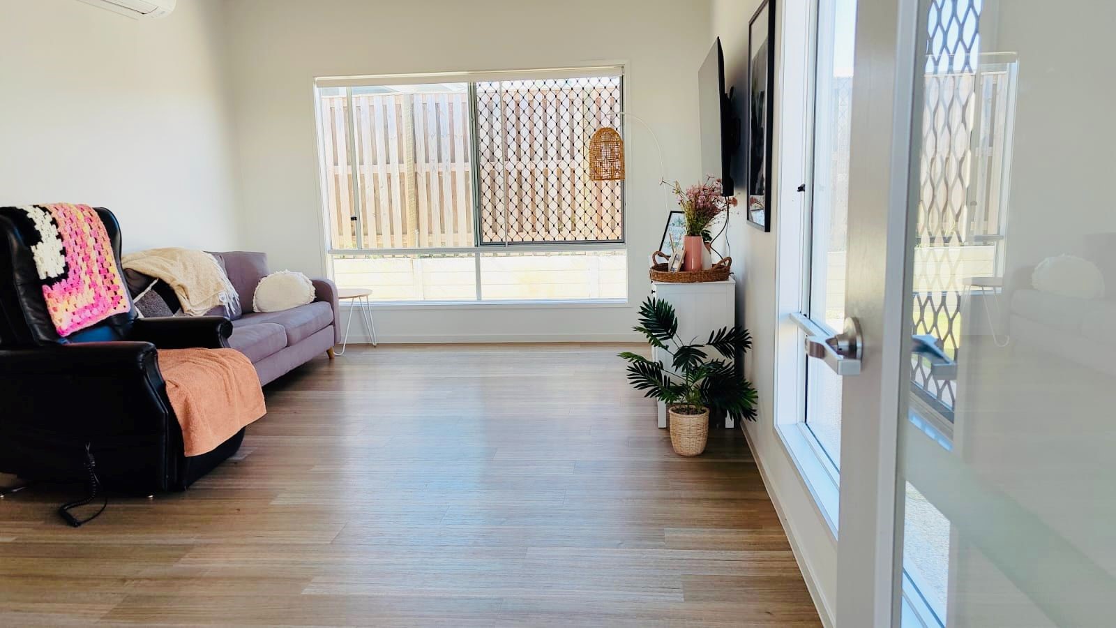 3 Bedroom home with OOA in Bundamba, Queensland — Home image 8