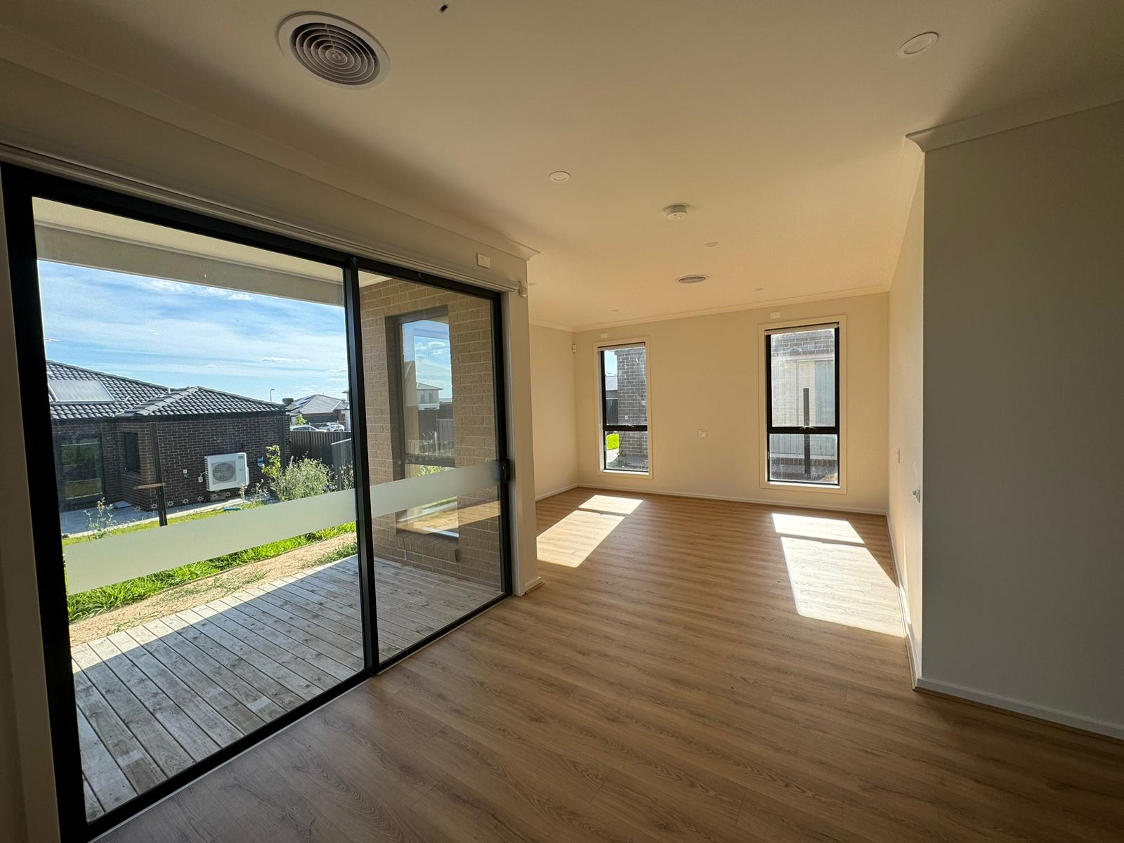 Premium Robust SDA Home in Beveridge, VIC 3753 — Home image 8