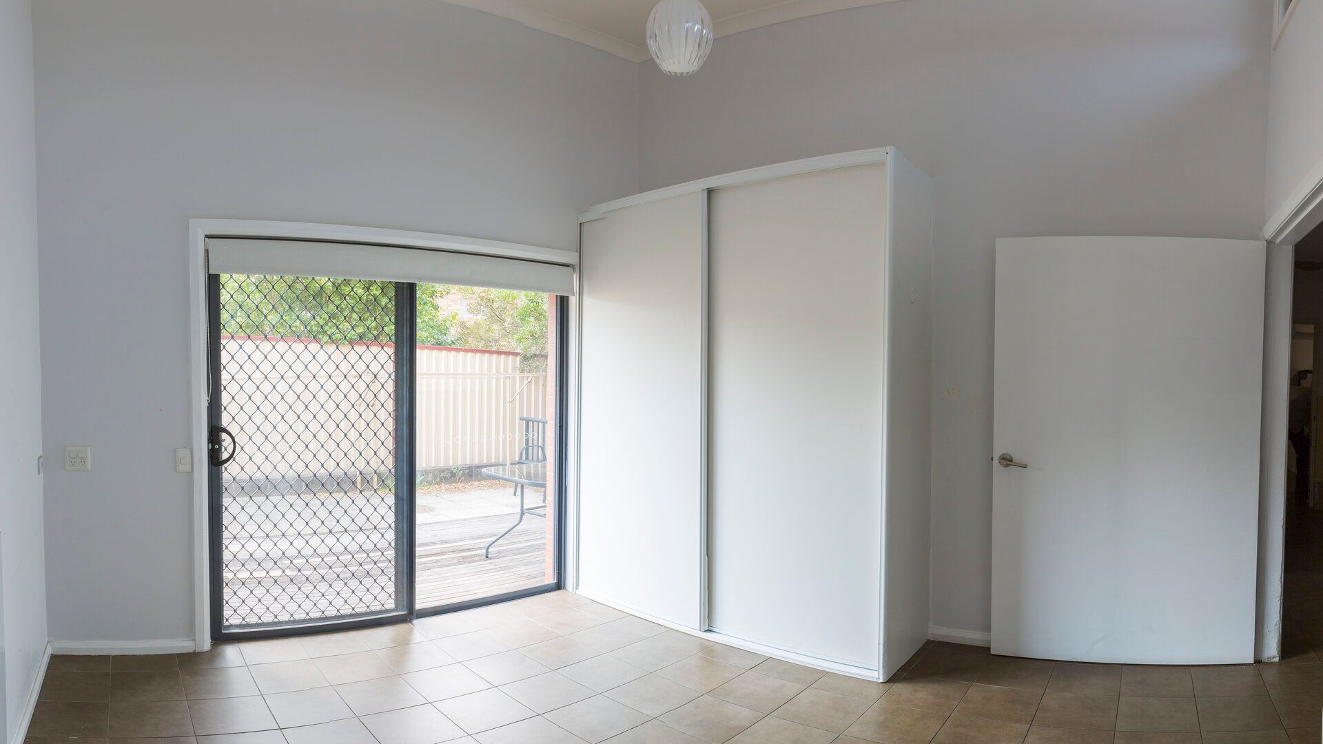 Comfortable and spacious home in Merrylands — Home image 11