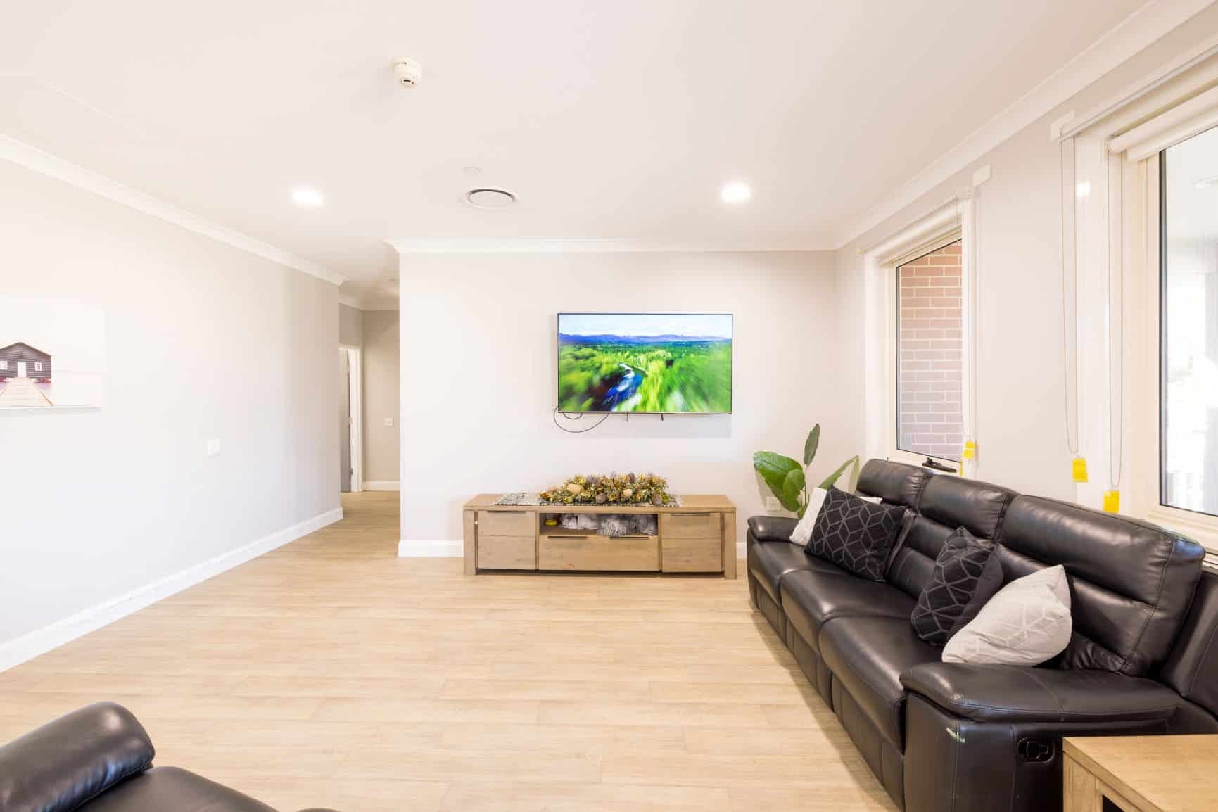 High Support Modern Shared Home in Tahmoor — Home image 5
