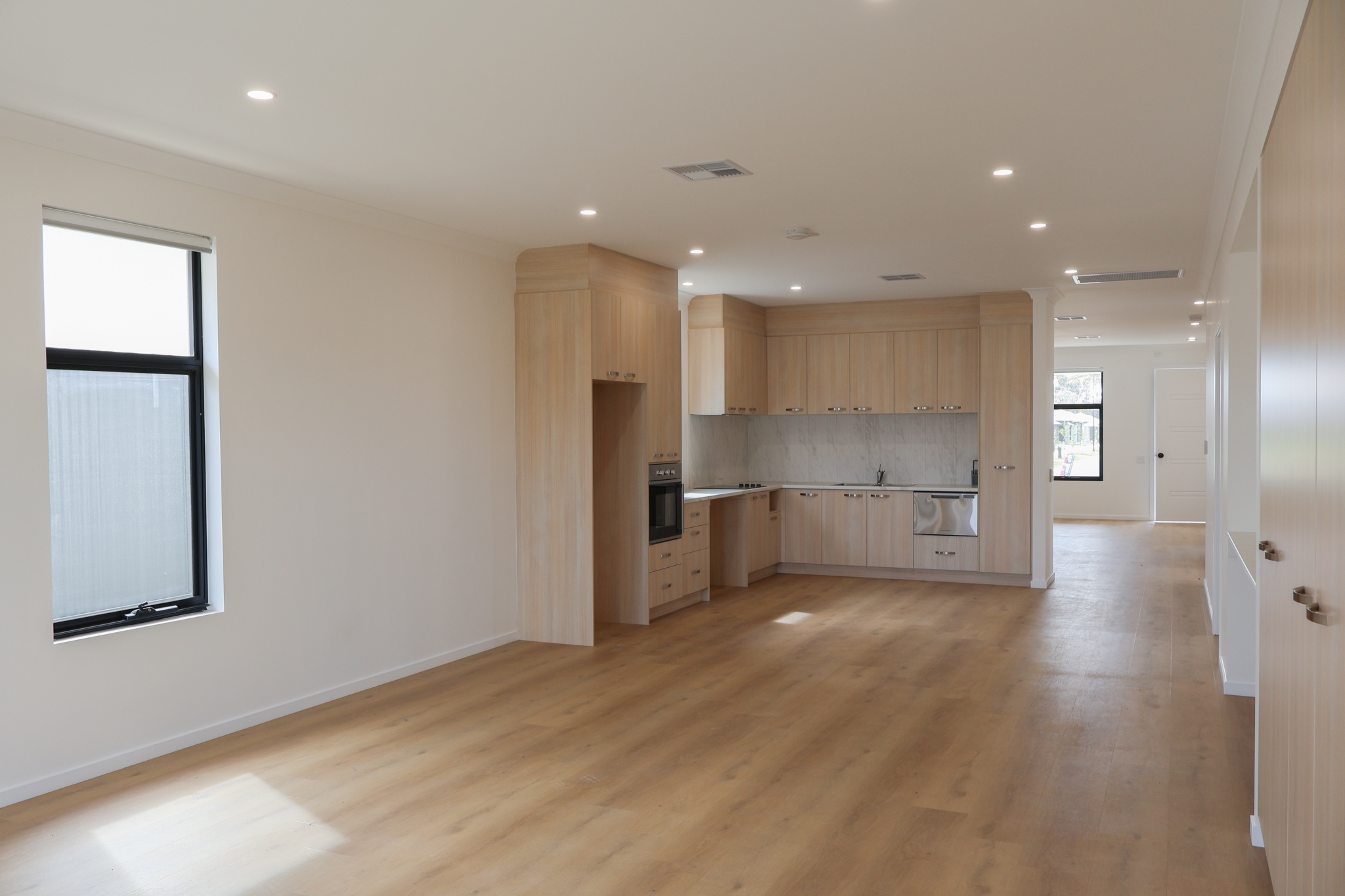 Riverlea Park - Brand New 2 tenant home with Separate Lounge Rooms — Home image 7
