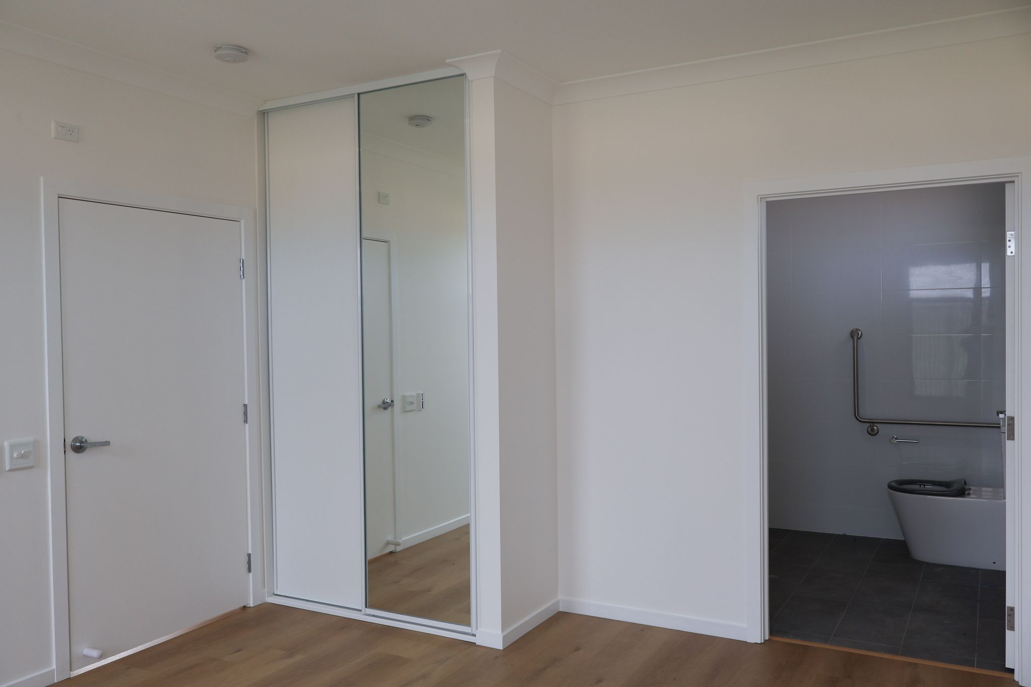 Riverlea Park - Brand New 2 tenant home with Separate Lounge Rooms — Home image 4